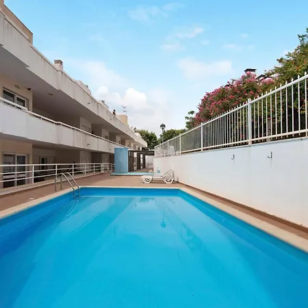 T3 G Alfarrobeira דירה *